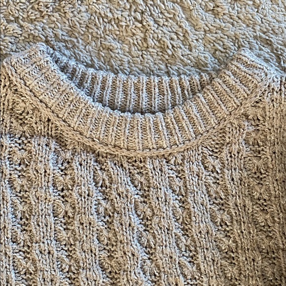 Blu Pepper cable knit sweater and shorts set - Picture 6 of 8